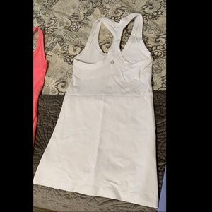 Lululemon tank